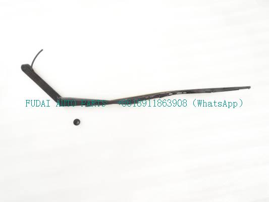 H4525010004A0为欧曼卡车右刮臂刮片总成.jpg