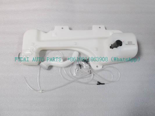 H4525020101A0为欧曼卡车洗涤壶总成.jpg
