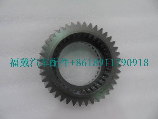 1358.302.203为欧曼卡车二档斜齿轮.jpg