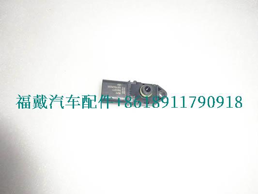 5462277为欧曼卡车曲轴箱压力传感器.jpg