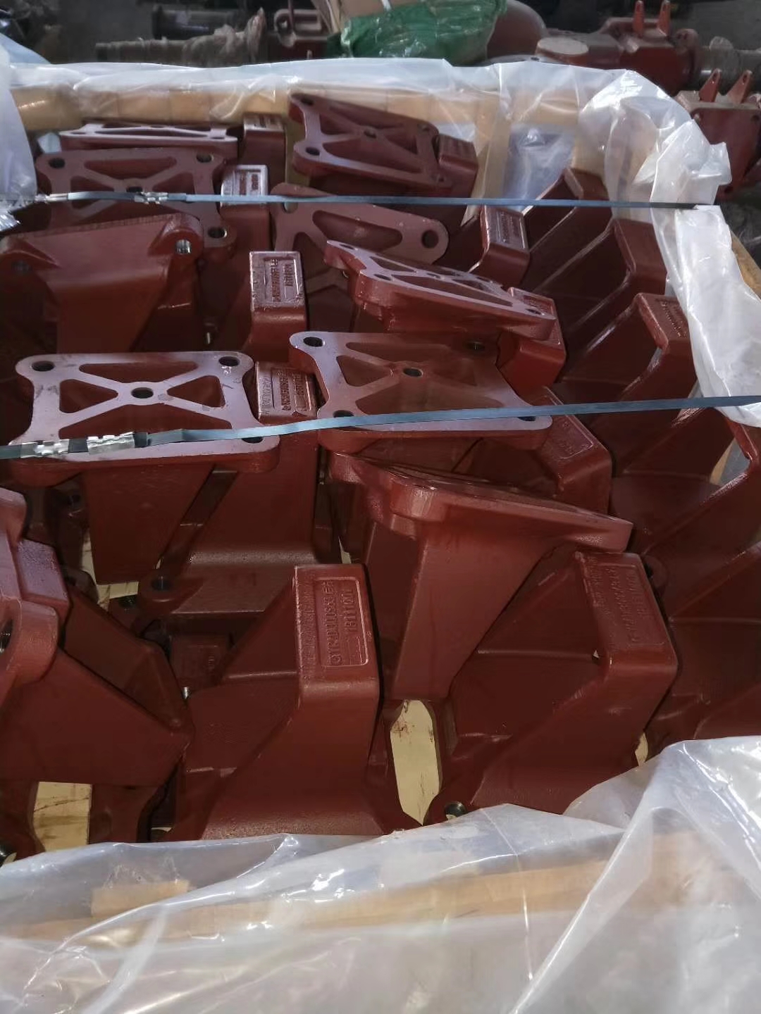 欧曼汽车车桥安凯/三环/青特等配件实图